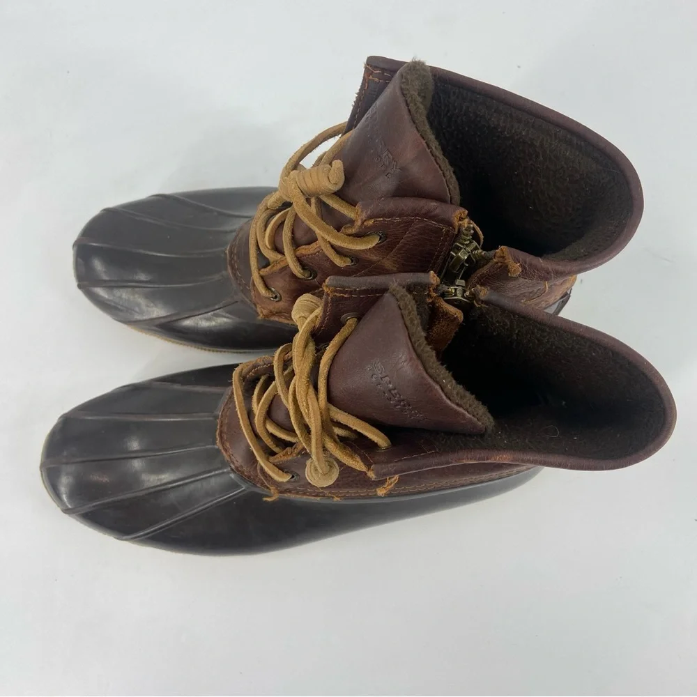 sperry top